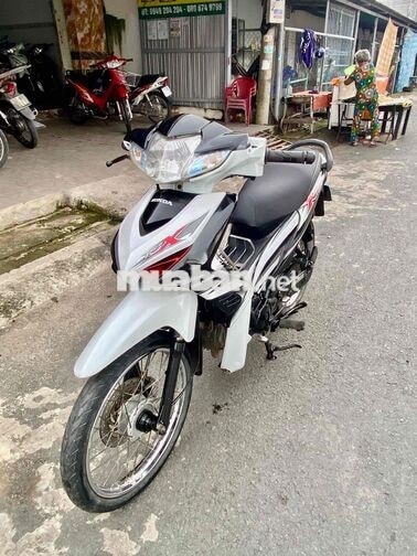 HONDA WAVE RSX 110 2011 TRẮNG ĐEN