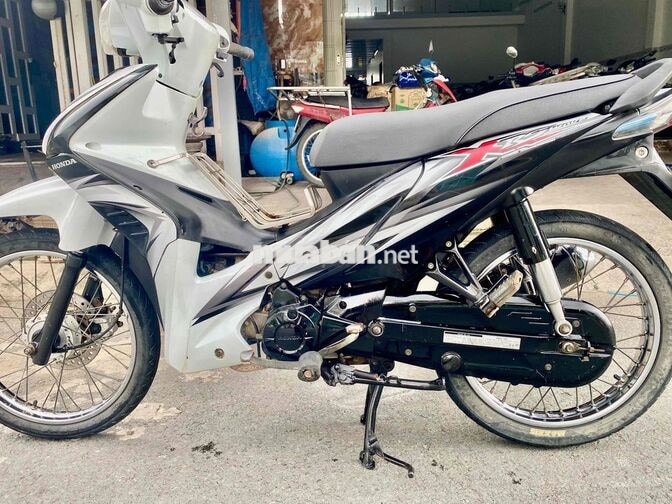 HONDA WAVE RSX 110 2011 TRẮNG ĐEN