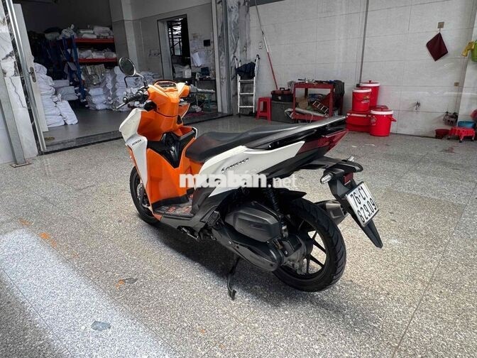 Honda Vario 2021 125cc trắng cam