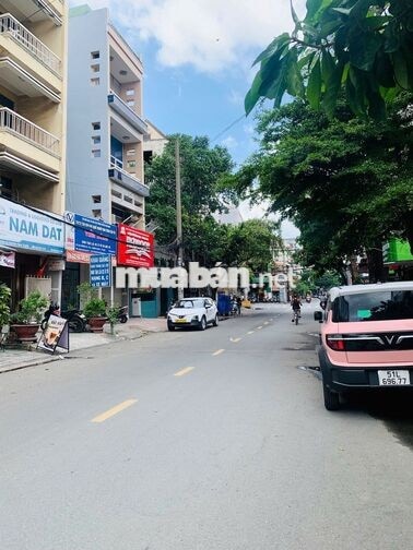 MẶT BẰNG D5 4X10M CỔNG SAU ĐH GIAO THÔNG VẬN TẢI NHÀ MỚI SÀN TRỐNG