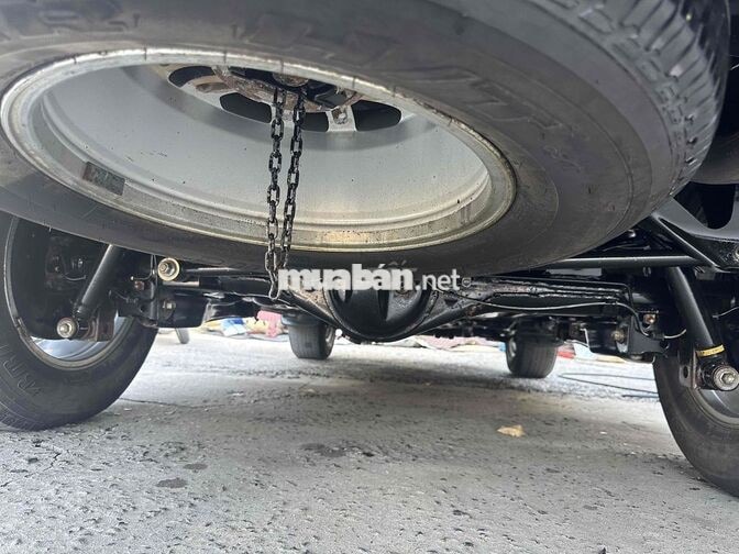 Toyota Fortuner  xe số tự động 2 cầu sx cuối 2012