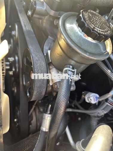 Toyota Fortuner  xe số tự động 2 cầu sx cuối 2012