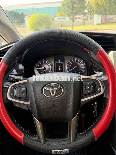 Toyota Innova 2018 Venture Đen
