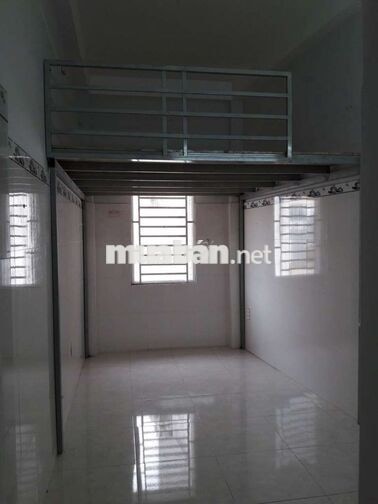 PHÒNG + GÁC + WC RIÊNG + CỬA SỔ SẠCH, MÁT