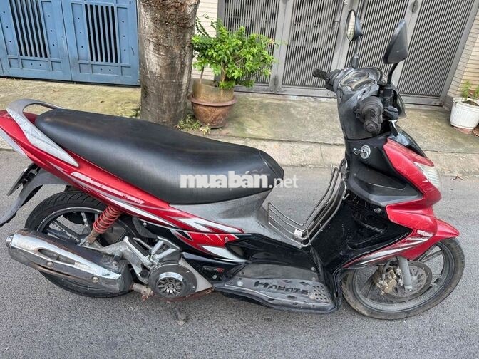 Suzuki Hayate 2011 màu đỏ đen