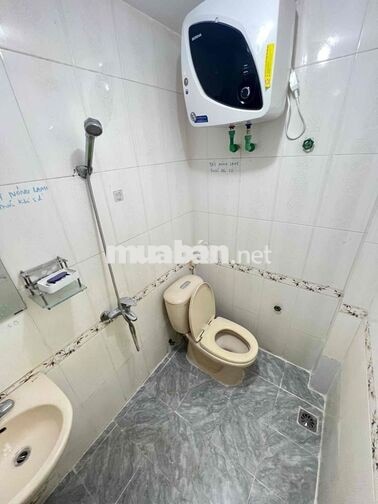cho thuê nhà 3 ngủ tại ngõ 100 Mai Dịch , Cầu Giấy giá 10tr/tháng