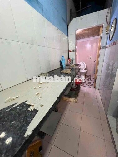 Nhà cho thuê nguyên căn Phạm Thế Hiển p6 quận 8 .  DT 7x7m2 1 trệt 1L