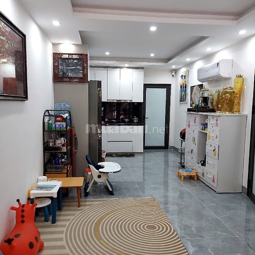 BÁN NHÀ TẬP THỂ TẦNG 1 HOÀNG QUỐC VIỆT HÀ NỘI