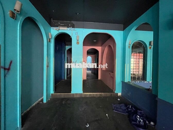  VIP Đồng Khởi, Quận 1! Sàn 300m², ngang 8m, giá chỉ 75TR!