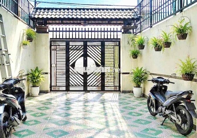 👉CHỦ GẤP BÁN GIẢM 5.7 tỷ -NHÀ 3 TẦNG -96m2 -HXH 7M - BÙI VĂN NGỮ Q12