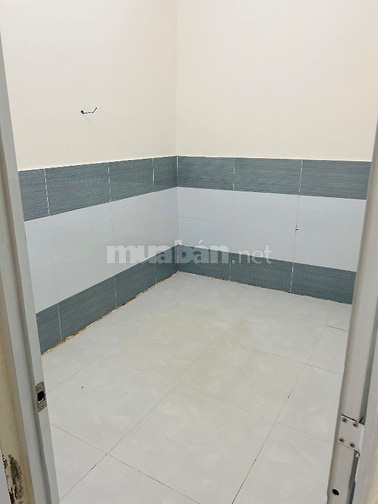 CHO THUÊ NHÀ NGUYÊN CĂN ( Ngang 4,2m x Dài 17m ), 1 Trệt, Có Gác Lửng