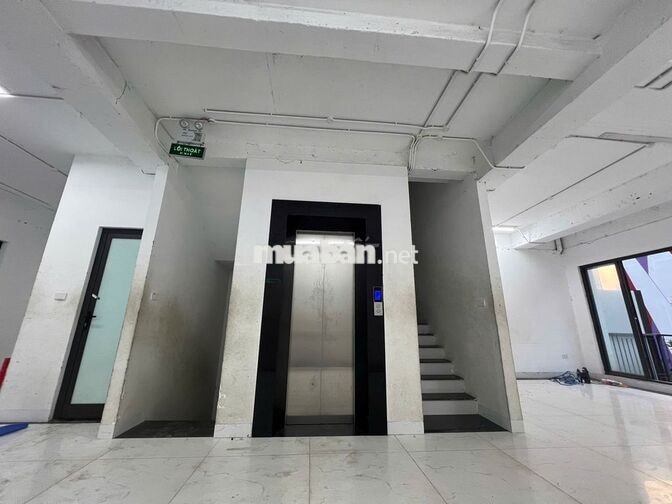 40tr/tháng Cho thuê LK Trung Văn 110m2 x 5 tầng thông sàn, thang máy