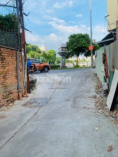 CHO THUÊ NHÀ NGUYÊN CĂN ( Ngang 4,2m x Dài 17m ), 1 Trệt, Có Gác Lửng