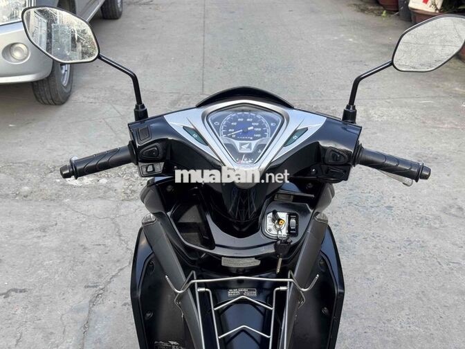 Honda Airblade FI 2012 Đen Đẹp Máy Zin. biển 81