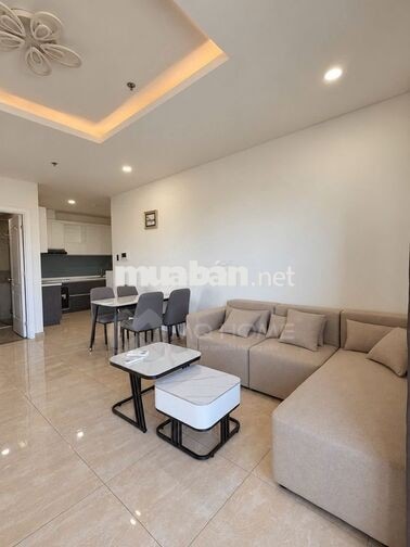 Cho thuê 2PN căn góc rộng ở Monarchy, Full nội thất, có thể ở ngay