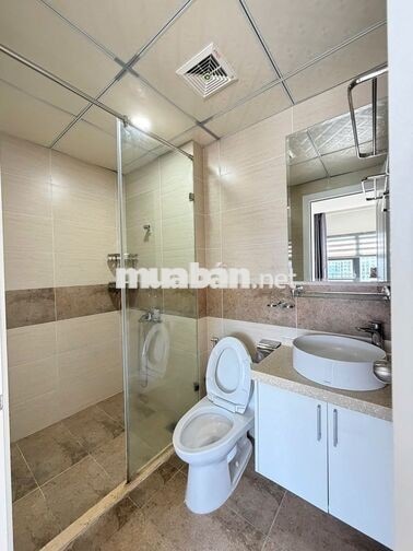 Cho thuê 2PN căn góc rộng ở Monarchy, Full nội thất, có thể ở ngay