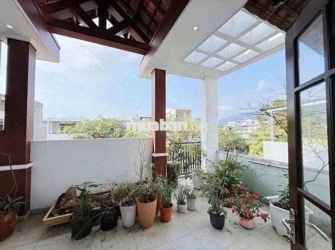 Cho thuê nhà đẹp 3 tầng đường 15m Trần Nhân Tông, gần Khúc Hạo, Quận S