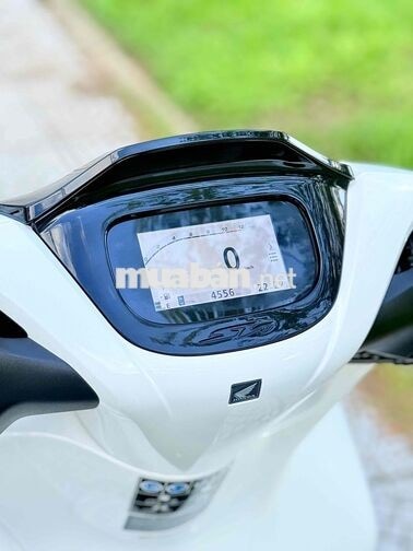 Honda SH 125 2026 màu Trắng