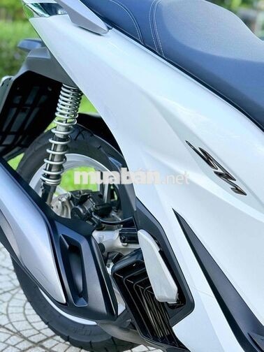 Honda SH 125 2026 màu Trắng