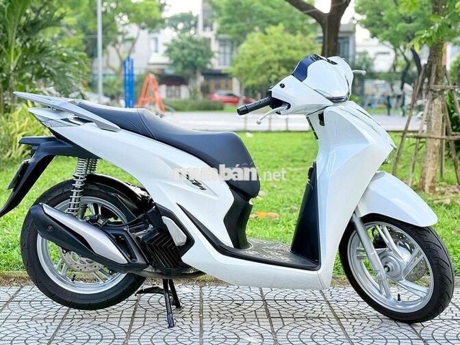 Honda SH 125 2026 màu Trắng