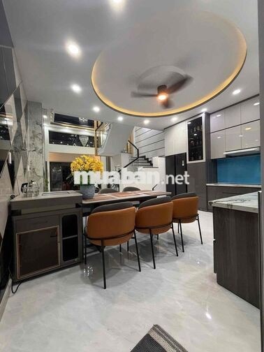 CHO THUÊ NHÀ PHỐ QUẬN 7 4PN+5WC FULL NT CAO CẤP 35 TRIỆU/ THÁNG