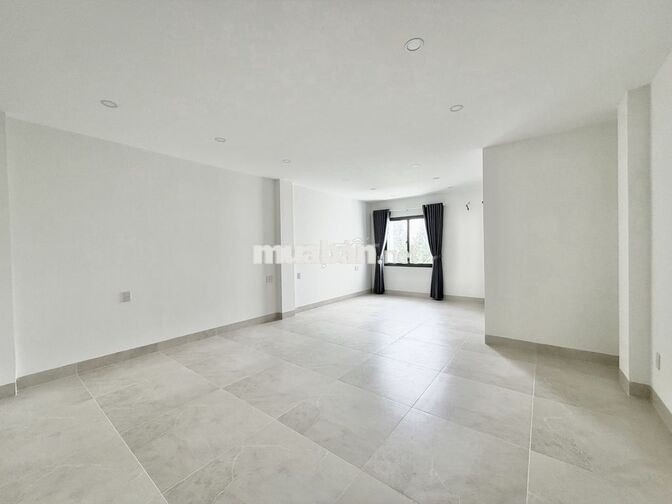 CHO THUÊ NHÀ MỚI 3,5 TẦNG 6 PHÒNG NGỦ KĐT PHƯỚC LONG GIÁ 27 TRIỆU