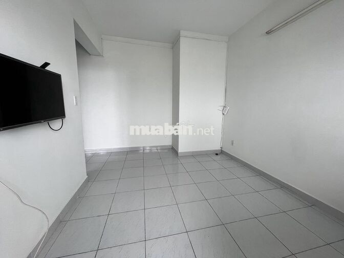 Cho thuê căn hộ Tân Phước Plaza 2PN gần Đại Học Kinh Tế.