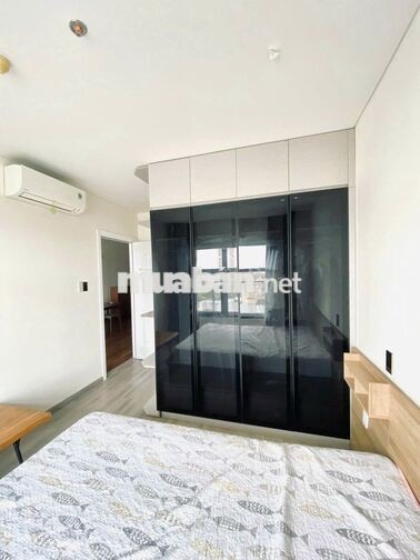 Cho thuê căn hộ 2PN Monarchy, Full nội thất, Ban công rộng 80m2
