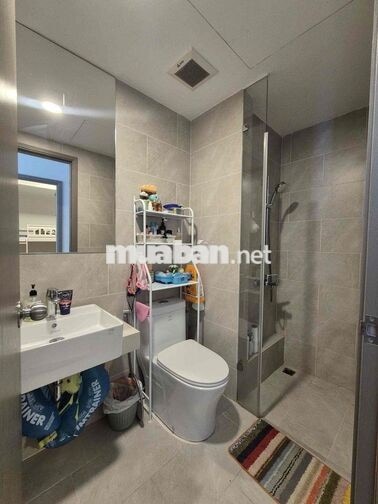 Bán Căn 2PN và 2WC View Hồ ; Giá bán 2,690 tỷ. Full nội thất