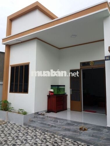 Cần bán nhà đất mặt tiền đường Hiền Hòa cách ql51 khoảng 200m