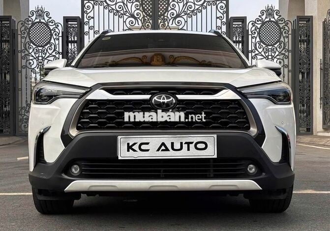Toyota Corolla Cross 1.8V sản xuất 2023