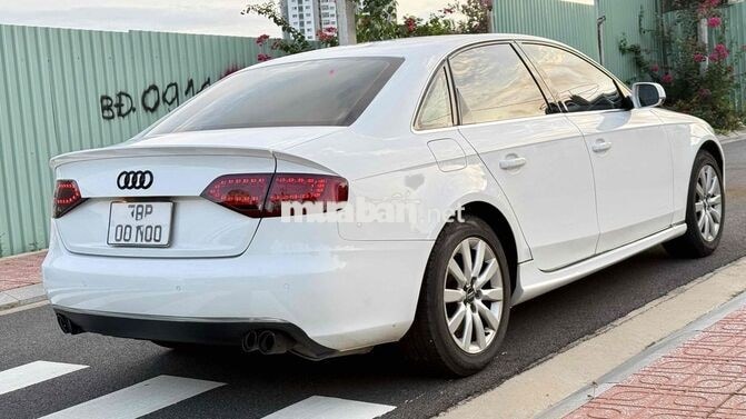 Audi A4 2011 12v km Trắng