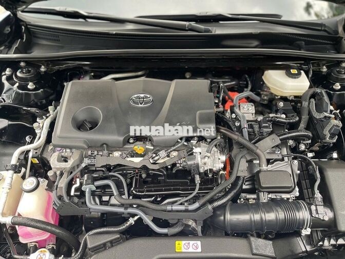 Toyota Camry 2025 2.5HEVbản MID, đẹp, lướt