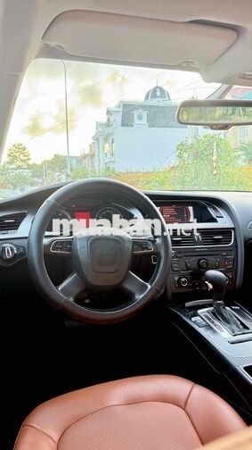 Audi A4 2011 12v km Trắng