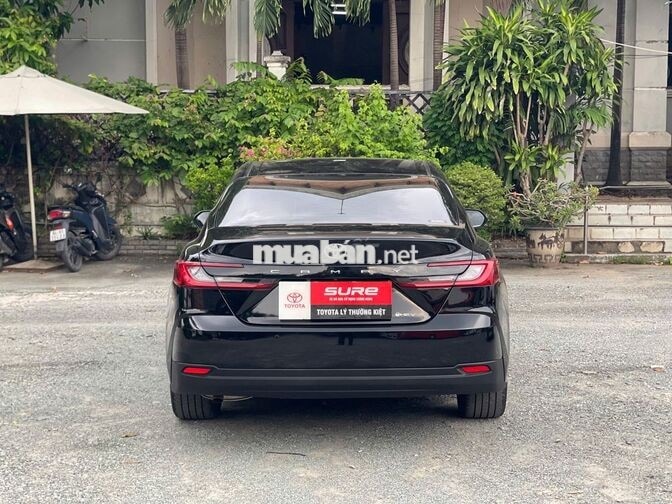 Toyota Camry 2025 2.5HEVbản MID, đẹp, lướt