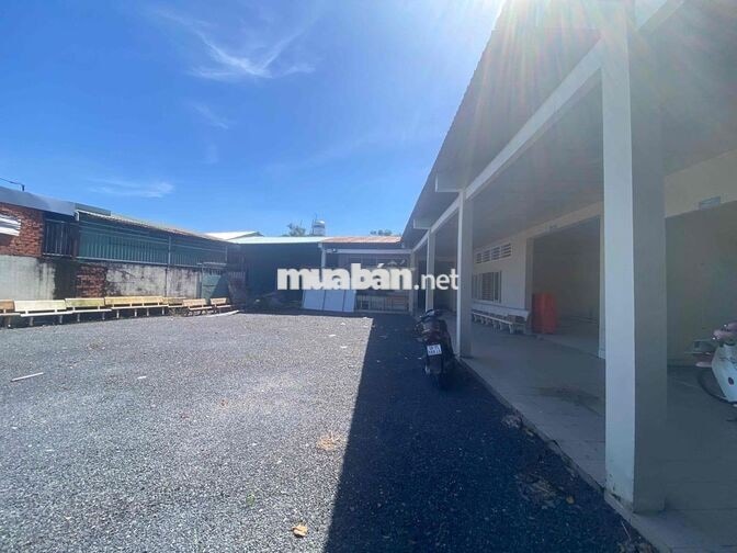 cho thuê kho bãi 1000m2 đường container