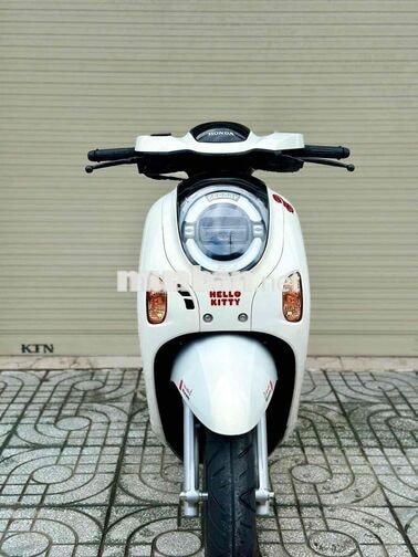 Honda Scoopy 2025 màu trắng