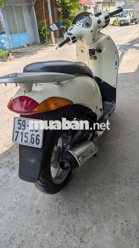Honda @150ES màu Trắng