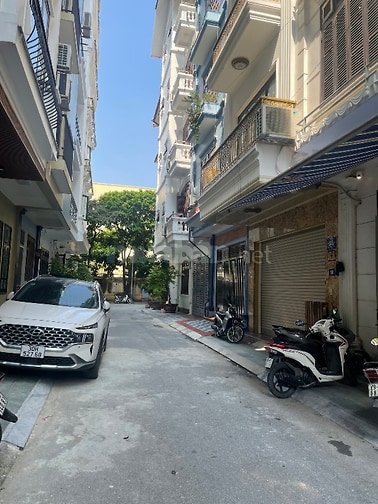 Bán nhà 7T 40m2 thang máy , ngõ Pl ô tô tránh , p Trần Quốc Hoàn