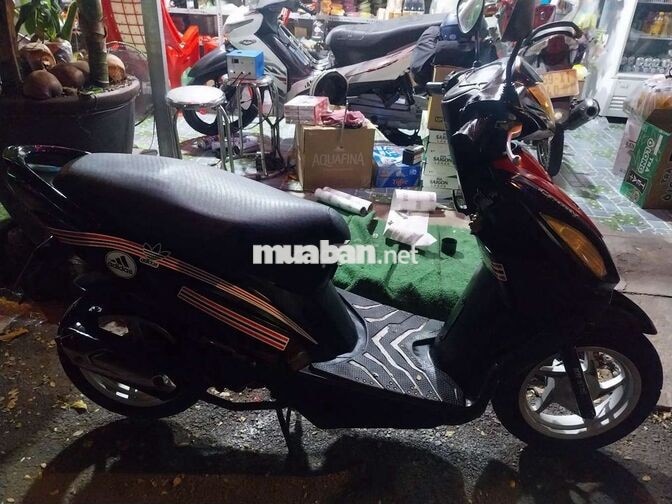 Xe máy Kymco Candy 50 Đen đỏ