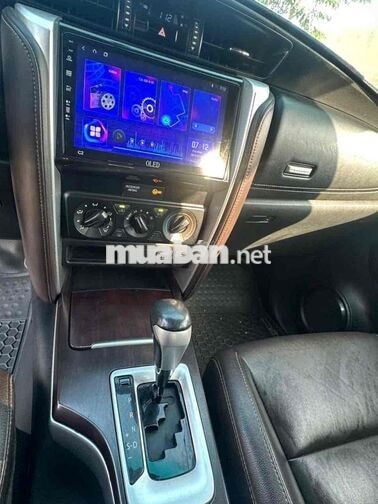 Toyota Fortuner 2018 màu nâu tự động dầu nhập indo