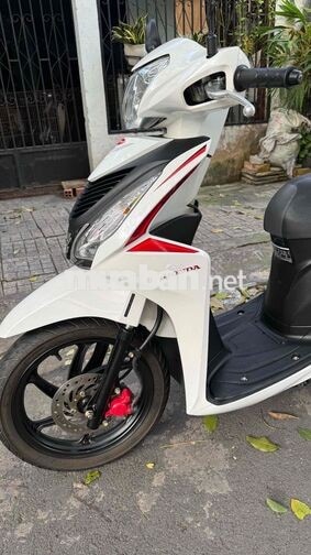 HONDA VISION 2020 MÀU TRẮNG
