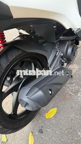 HONDA VISION 2020 MÀU TRẮNG