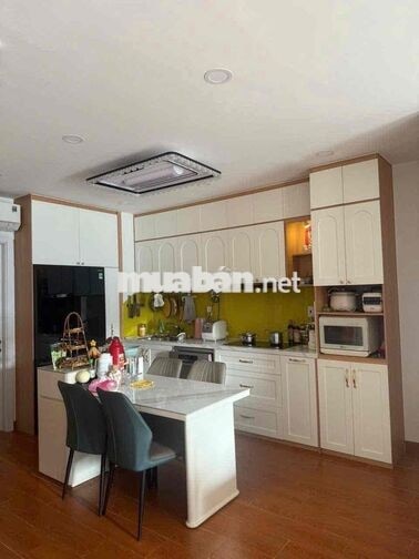 chung cư cao cấp Vườn Lài 79m2 , 2 ban công , full nội thất , giá 3.7