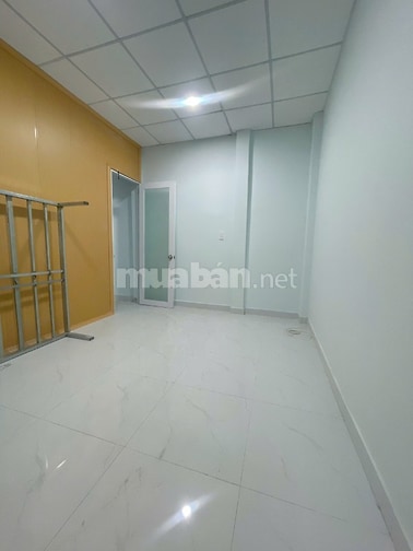 Bán nhà hẻm Tân Hương - Tân Sơn Nhì ,Tân phú ,DT: 5x5m 2 Tầng 2wc 2pn