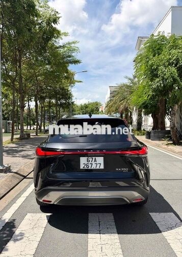 Bán Lexus RX 350 2023 Premium  đi 19.000 km
