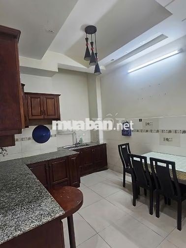 NHÀ 4PN  HẺM 4M NGUYỄN ĐÌNH CHIỂU QUẬN 3
