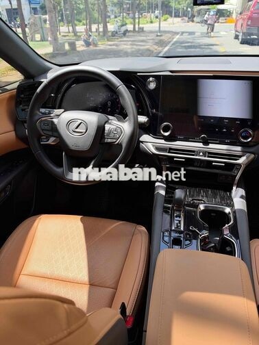 Bán Lexus RX 350 2023 Premium  đi 19.000 km