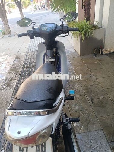 Yamaha Sirius 50cc màu Trắng xanh