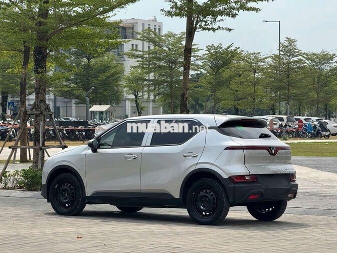 Xe điện VinFast VF 5 2026 màu bạc